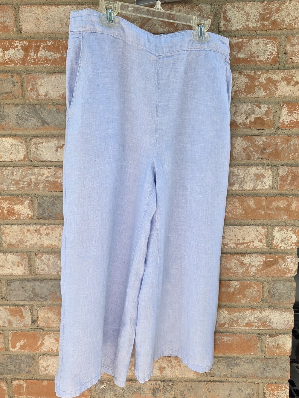 Tahari Size Large Beautiful Light Blue Wide-Leg Pull-On Pants 100% Linen